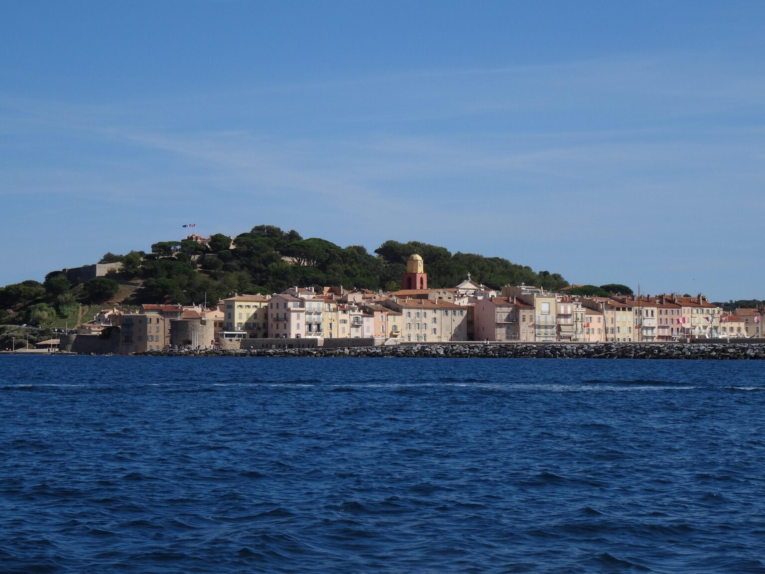 Location de bus pour mariages à Saint-Tropez