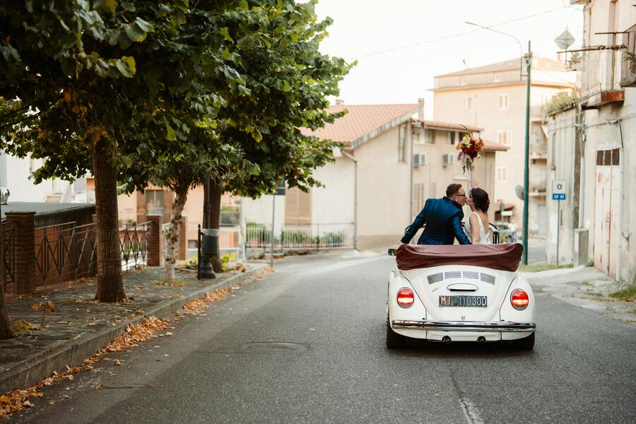 The most beautiful wedding processions: how to make your guests' arrival truly special? 2 Bohemian wedding vehicle