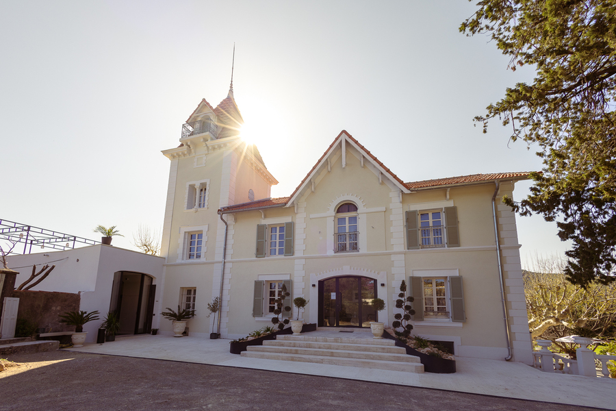 Comment organiser les navettes pour un mariage dans les vignobles du Var ? 5 Château Pimo, Var