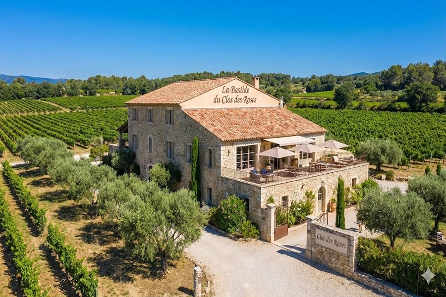 Comment organiser les navettes pour un mariage dans les vignobles du Var ? 7 Bastide du Clos des Roses, Var