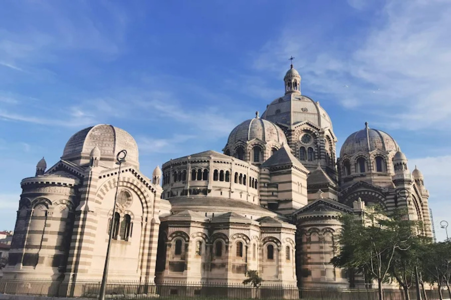 Coach hire in Marseille: organize your wedding with complete peace of mind 3 Major Cathedral, Marseille