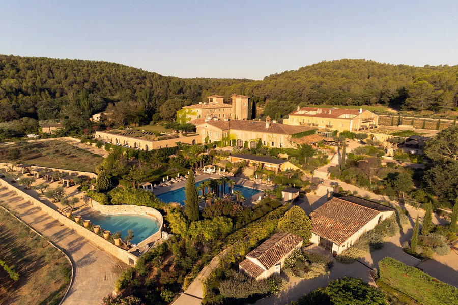 Objectif sérénité : Comment se préserver du stress, prendre soin de soi et de sa santé mentale avant le mariage ? 6 Château de Berne, Spa et bien-être