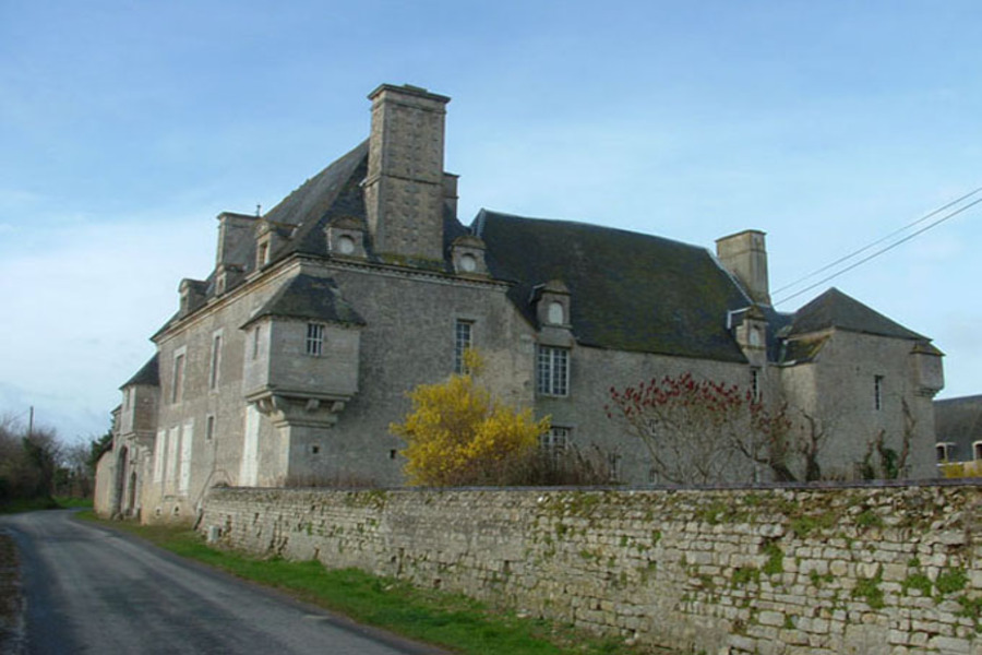 Top 15 secret reception venues in France 16 Credit: Douville Manor