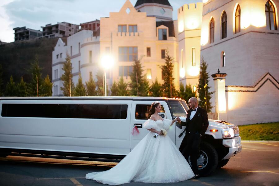 Les modèles de limousines les plus populaires pour les mariages 2 Hummer H2 Stretch, Limousine mariage