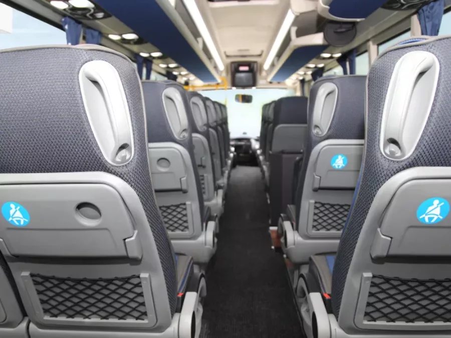 Midibus 25-35 places 5 Otokar-Navigo-sieges.webp