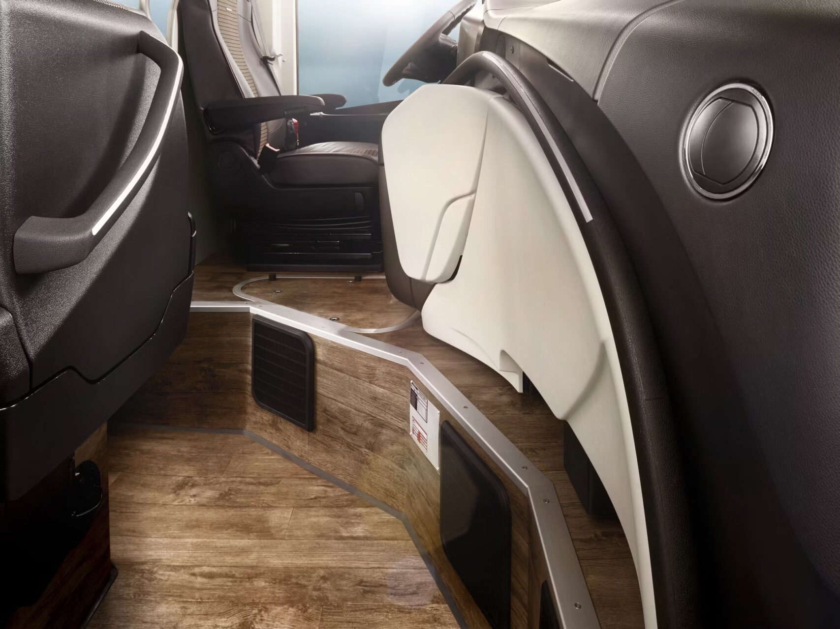 Autocars à Etage 3 Setra-S531-finitions.avif