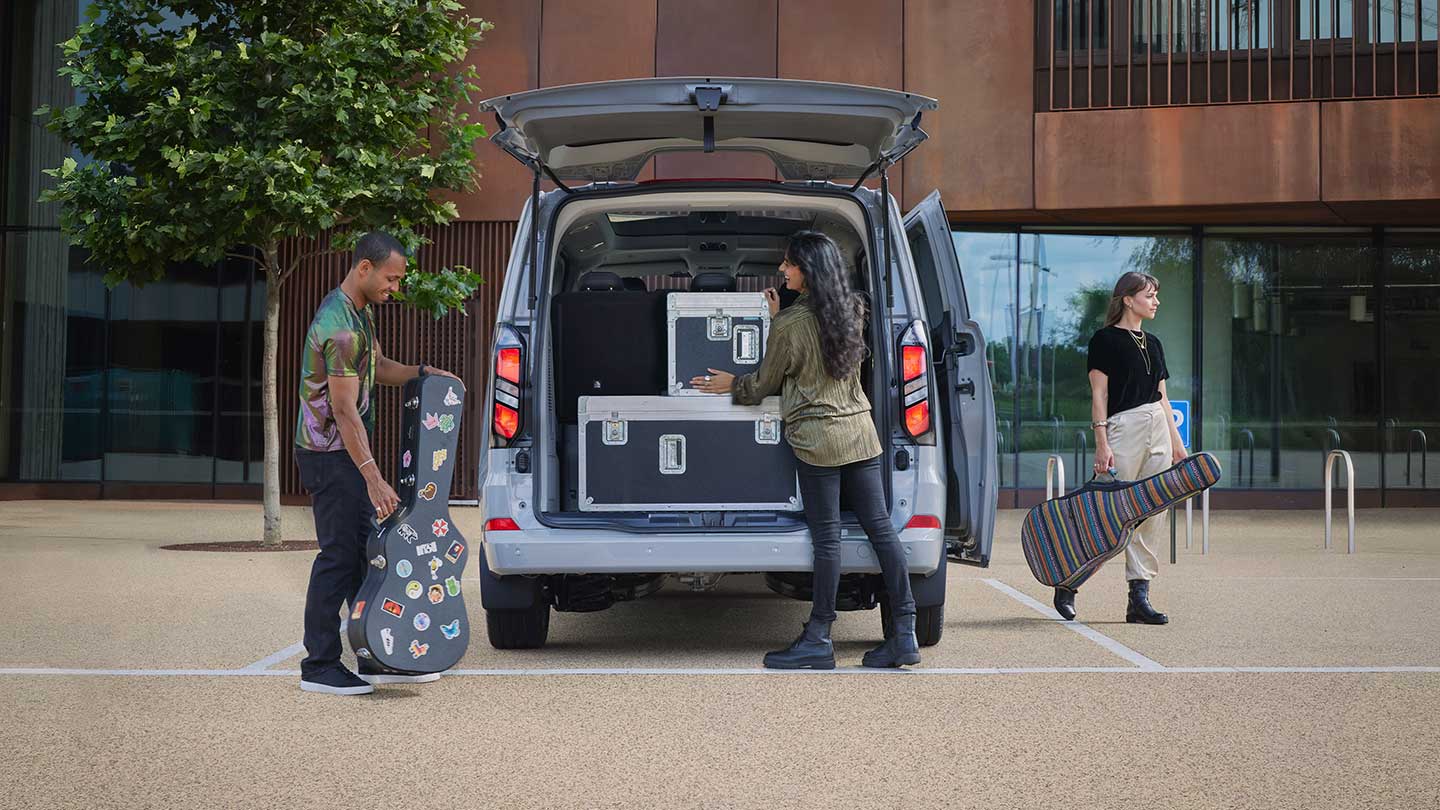 Minivans 7 places 7 ford-tourneo-bagages.jpg