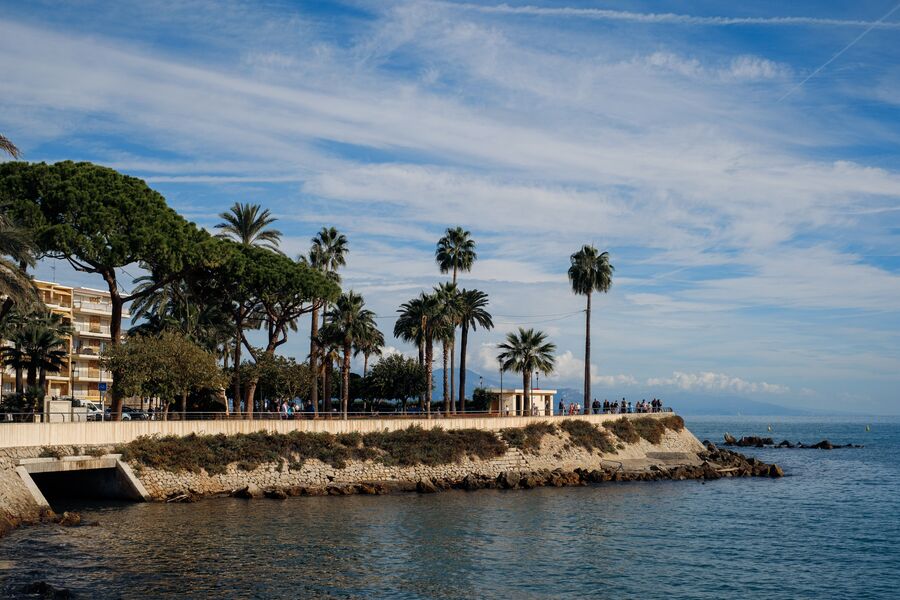 Wedding on the French Riviera off-season: 5 reasons to choose the French Riviera (and how to organize it) 1 Provence-Alpes-Côte d'Azur region in winter