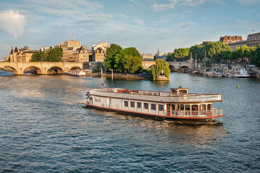 Mariages croisières, La Compagnie des Bateaux à Roue